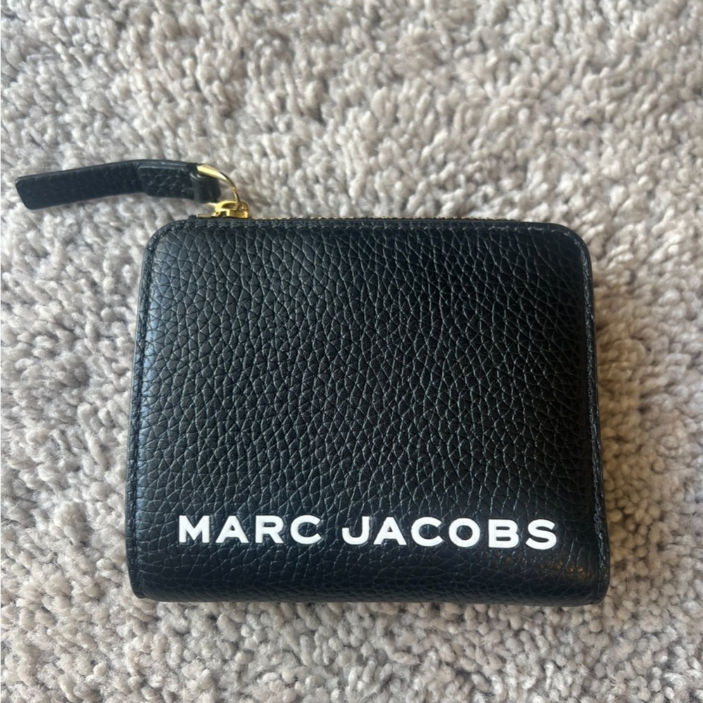 REPOST: Marc Jacob’s Wallet